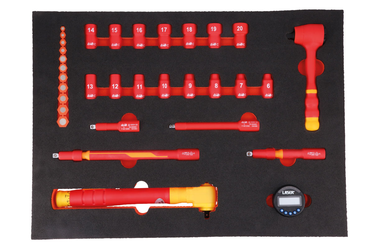 Isolerad hylsnyckelsats i foam